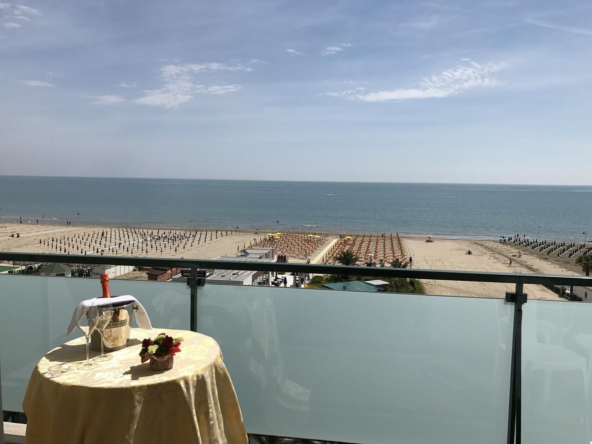 Hotel Atlas Alba Adriatica Luaran gambar