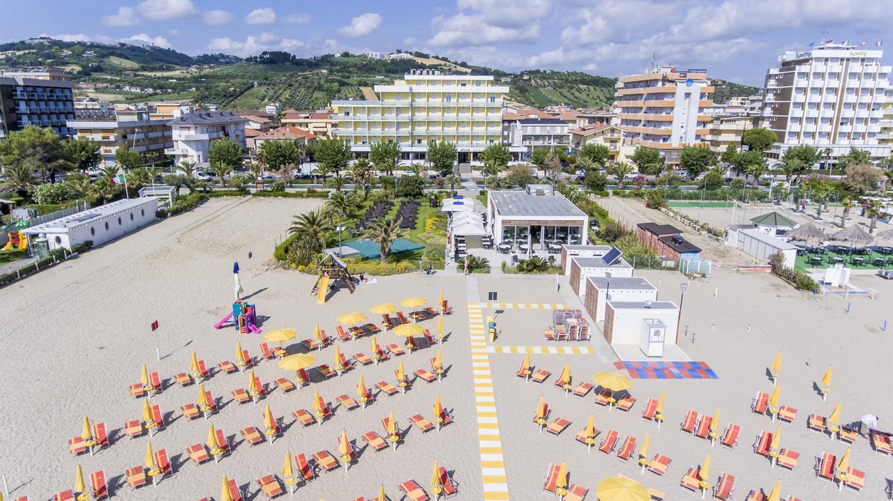 Hotel Atlas Alba Adriatica Luaran gambar